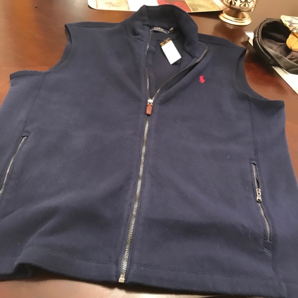 What a Vest to Invest in Ralph Lauren - Picture 4 of 8